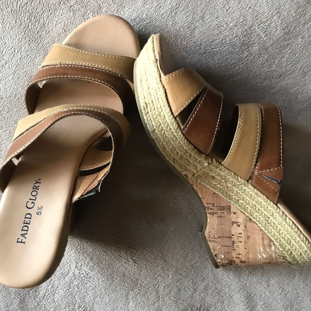 Brown Two Toned -Wedges
